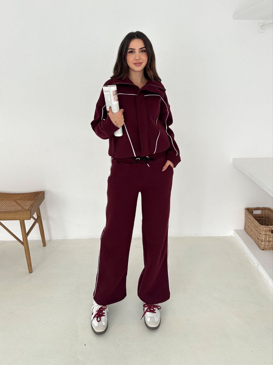 DİK YAKA FERMUARLI ÜÇ İPLİK ŞARDONLU TAKIM